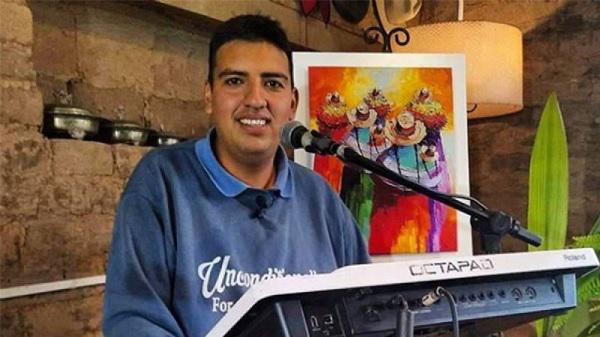 Checho Salinas2 Checho Salinas2 Voces críticas