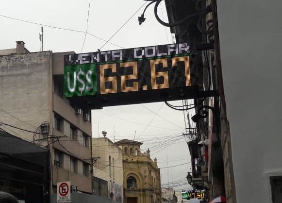 dólar en salta martes 13