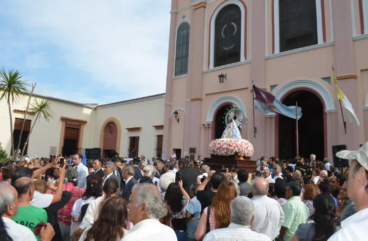 virgen procesión tránsito (2)