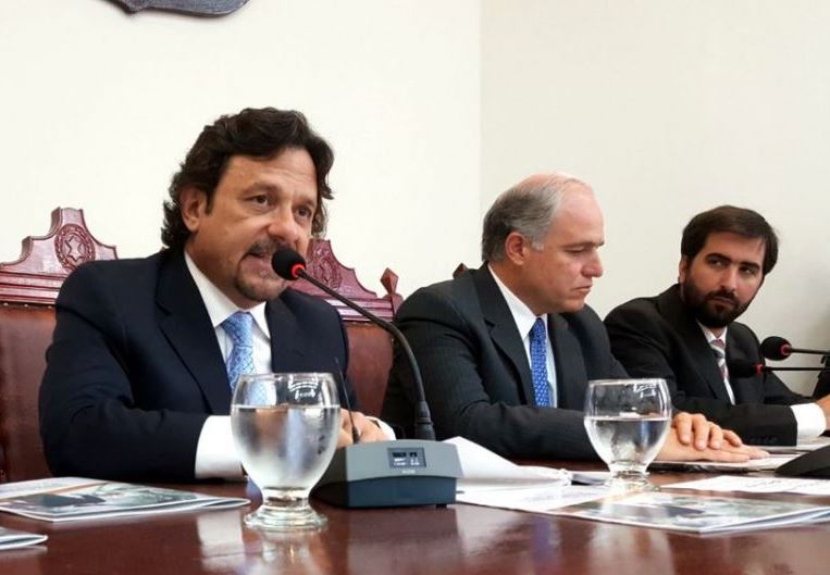 gustavo saenz inicio de sesiones