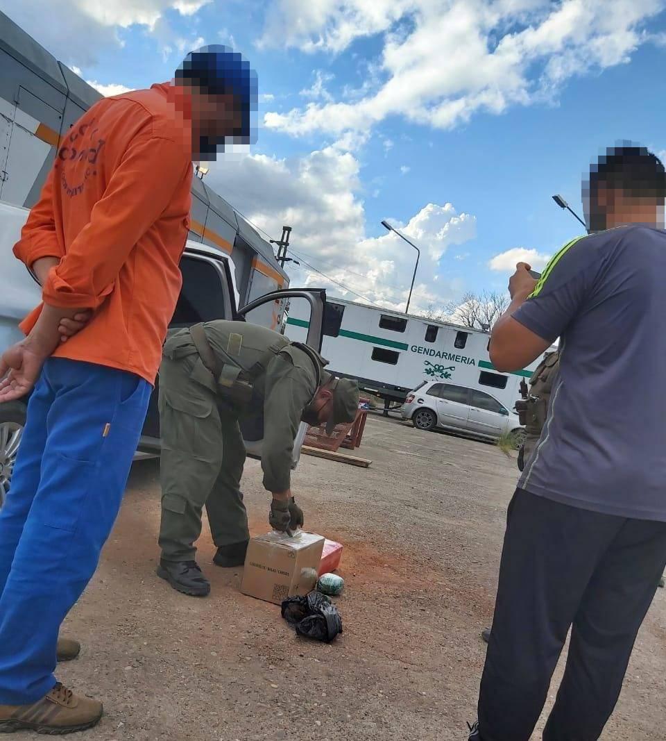 Incautan marihuana 02