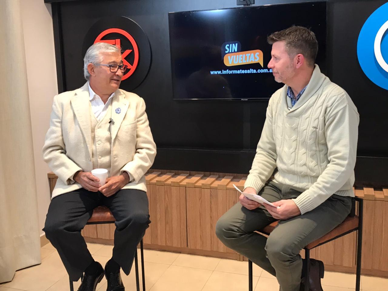 grande en sin vuelta