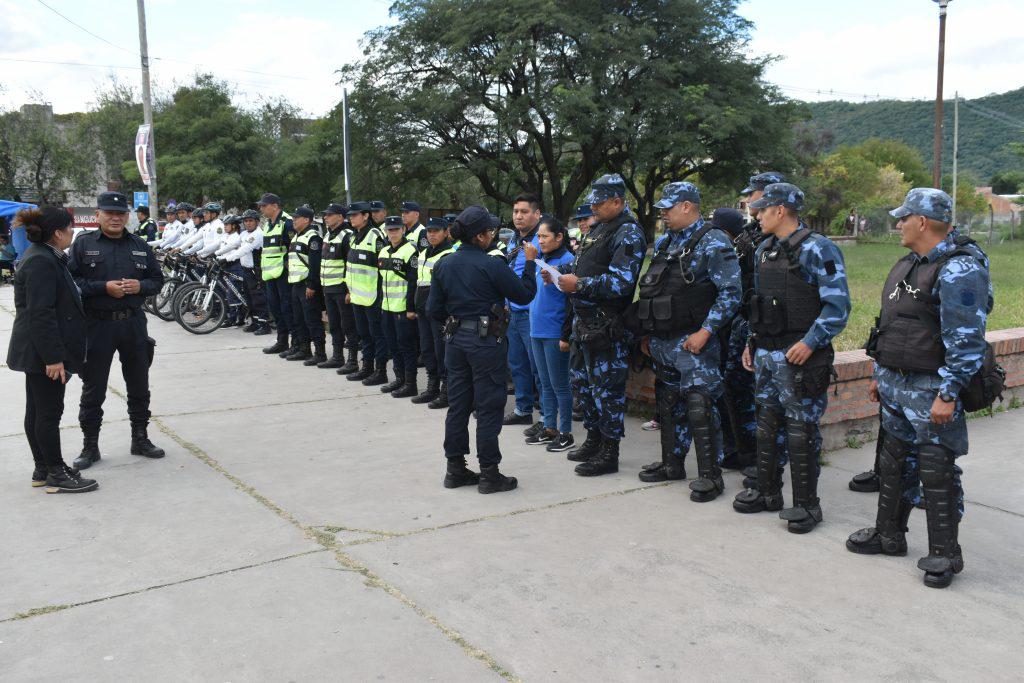 Trabajo preventivo policía 04