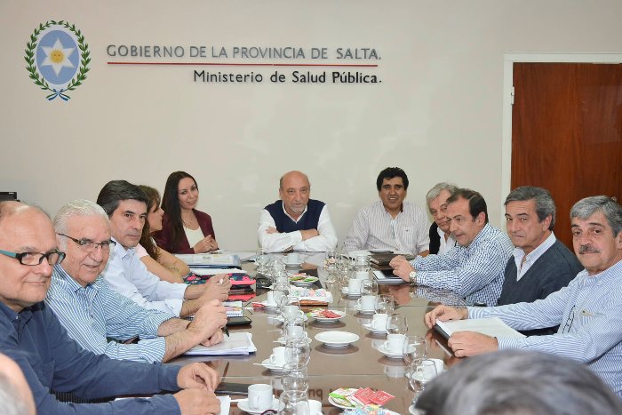 mascarello-reunion-gabinete-salud3