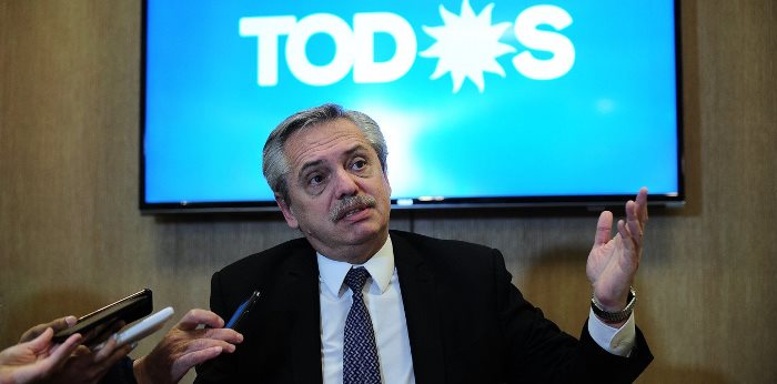 alberto fernandez ok