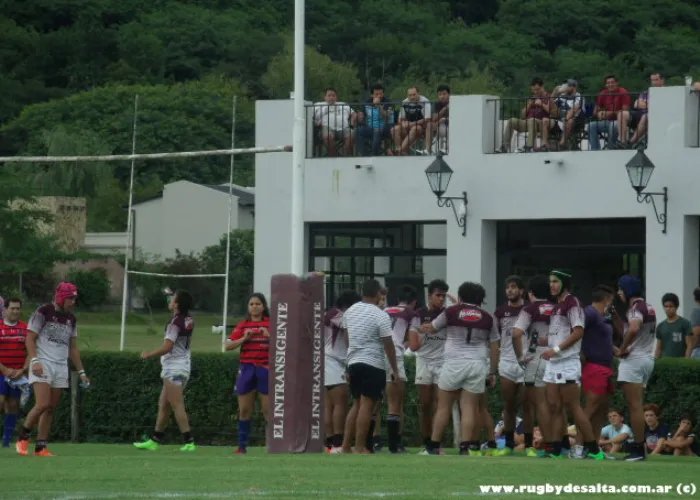 Maria cabañas - arbitro rugby