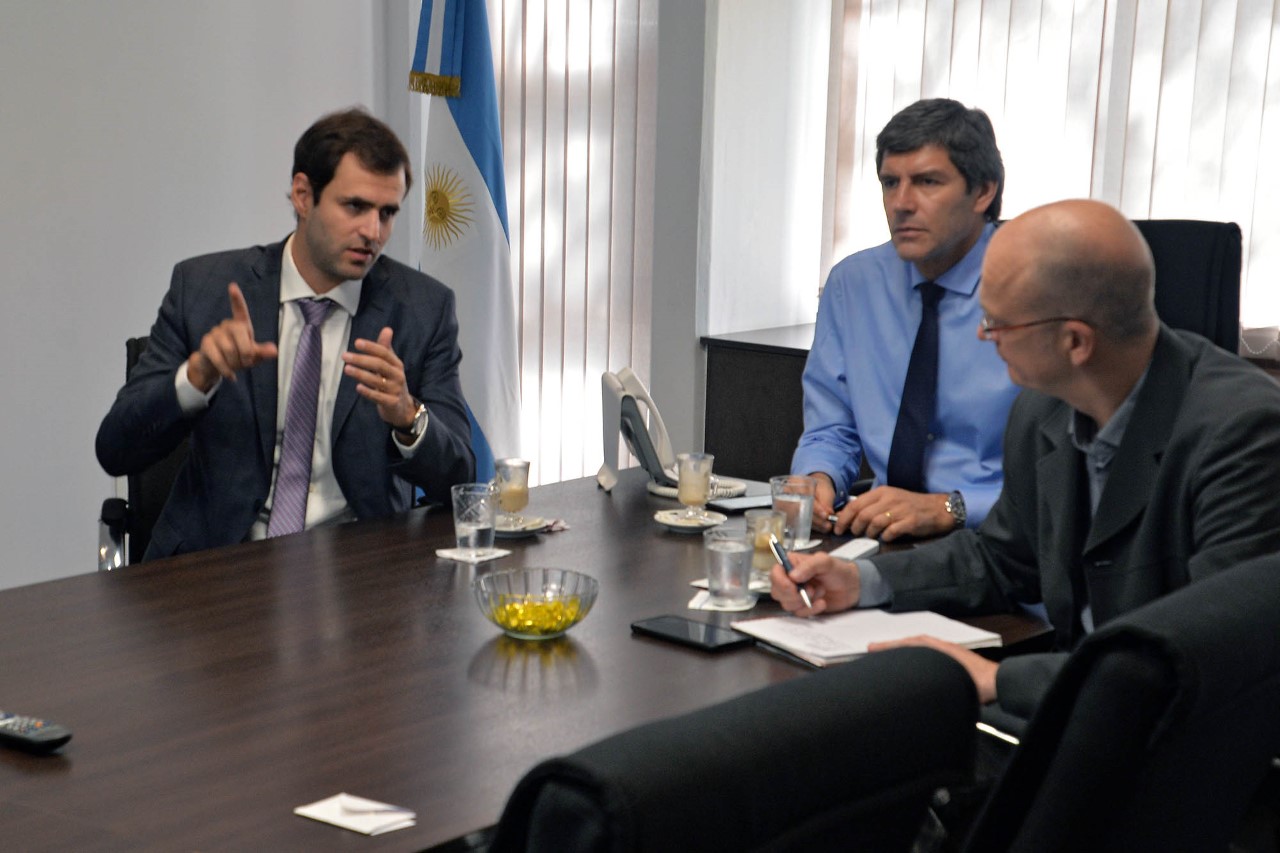 yarade-con-director-de-banco-mundial2