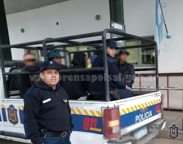 colombianos ilegales 2