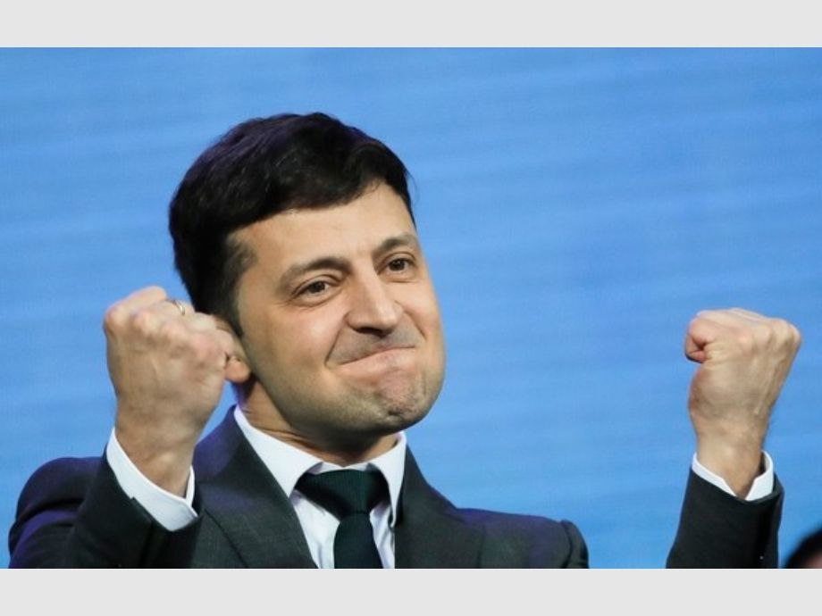 Actor cómico y sin experiencia política, el perfil del nuevo presidente de Ucrania
