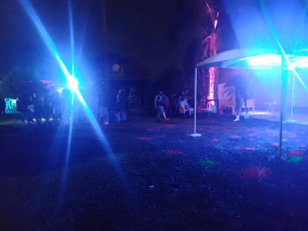 Fiestas clandestinas 02