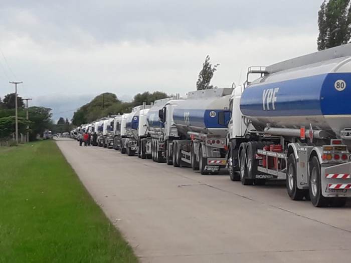 cola-camiones - cordoba-salta