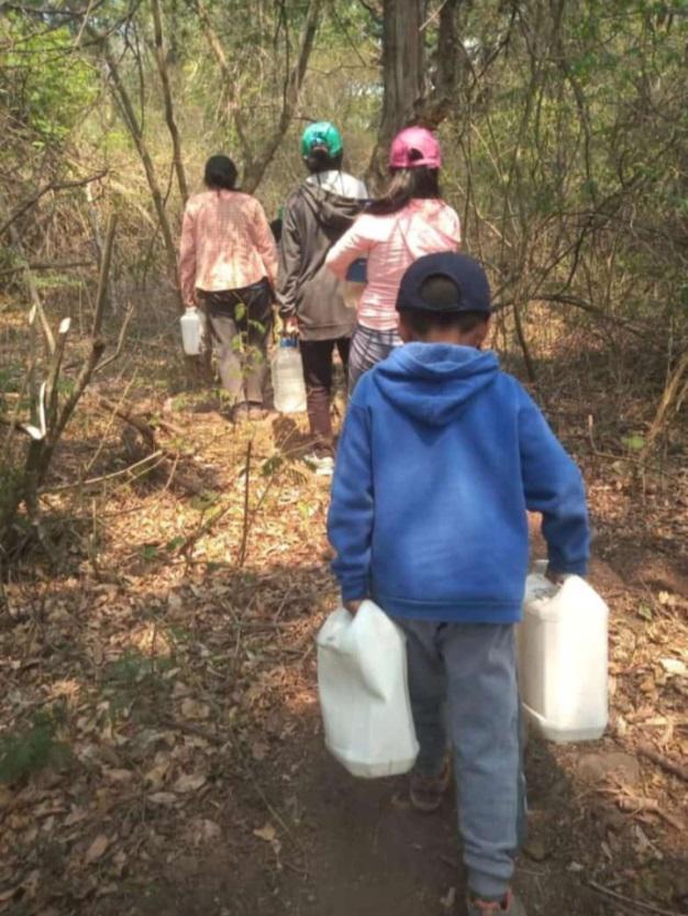 niños agua fuego cerros chicoana