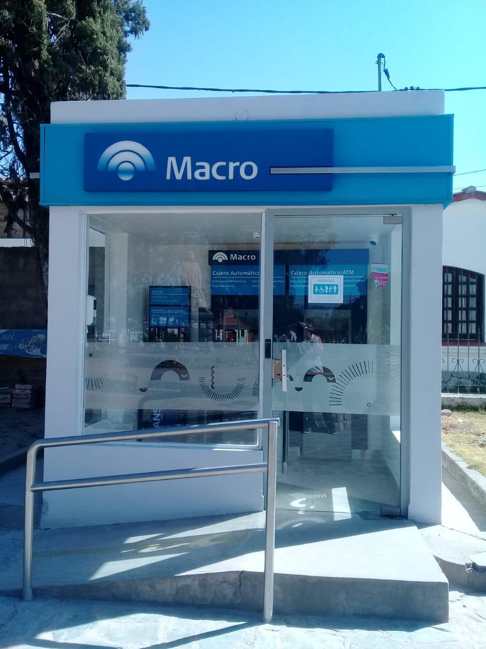 cajero Banco Macro en Campo Quijano2