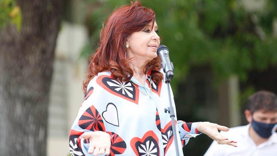 Cristina Kirchner se encuentra en el Sanatorio Otamendi y será operada