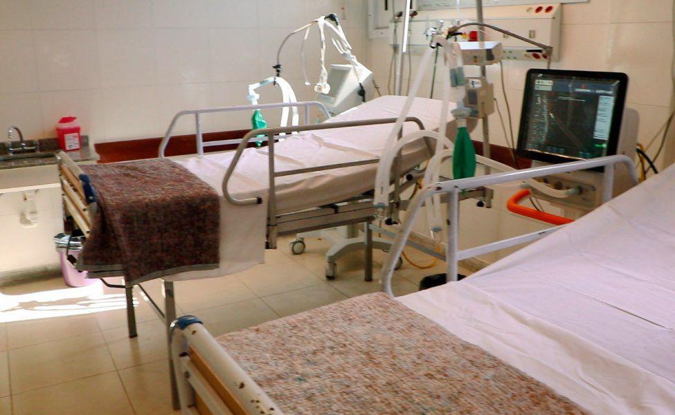 Equipamiento Hospitalario 02