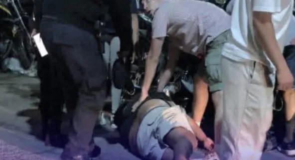 joven de orán boliche set