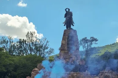 Recibidas - Monumento