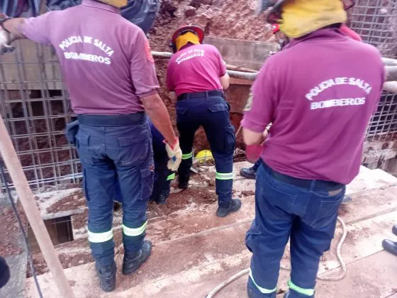 derrumbe obra uruguay salta