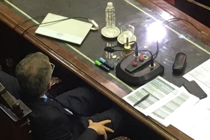 emilio monzo - escritorio -aborto