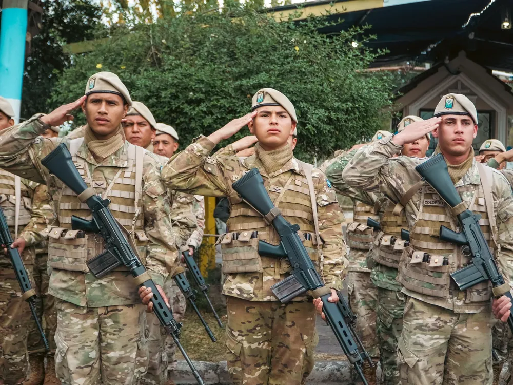 Acto municipal 25 de Mayo 04