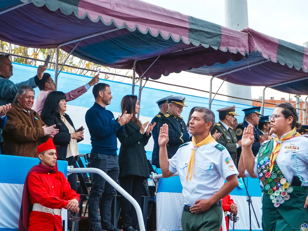 Acto municipal 25 de Mayo 02