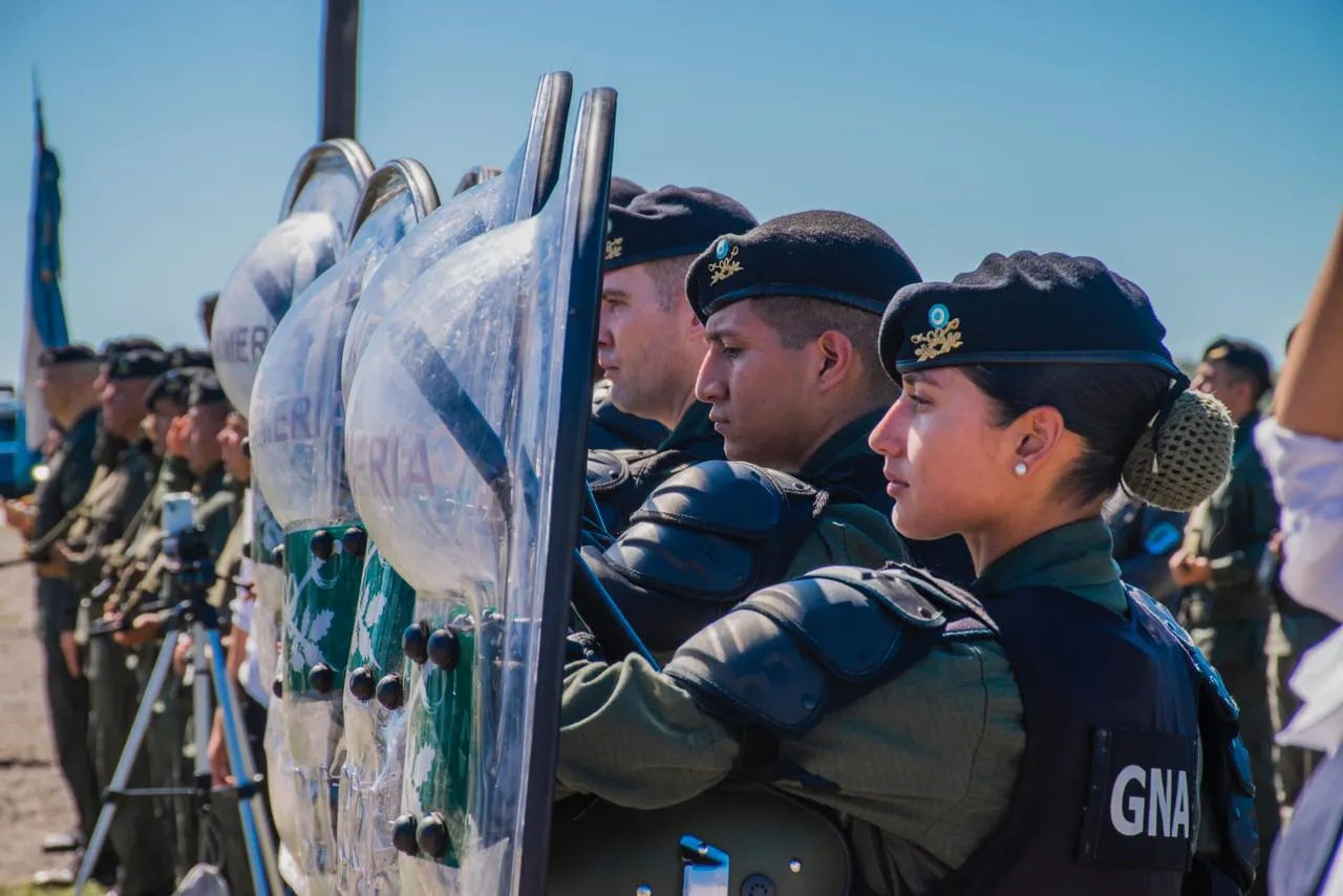 Homenaje a Gendarmes caídos 01