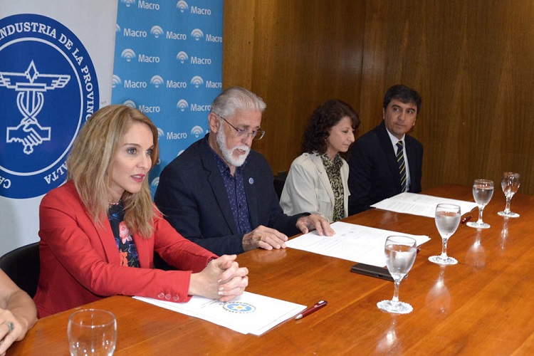 06-11-web-WhatsApp Image 2018-11-05 at 18.26.05