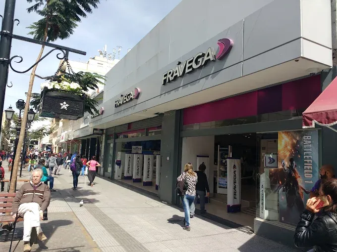 Frávega - Peatonal Alberdi