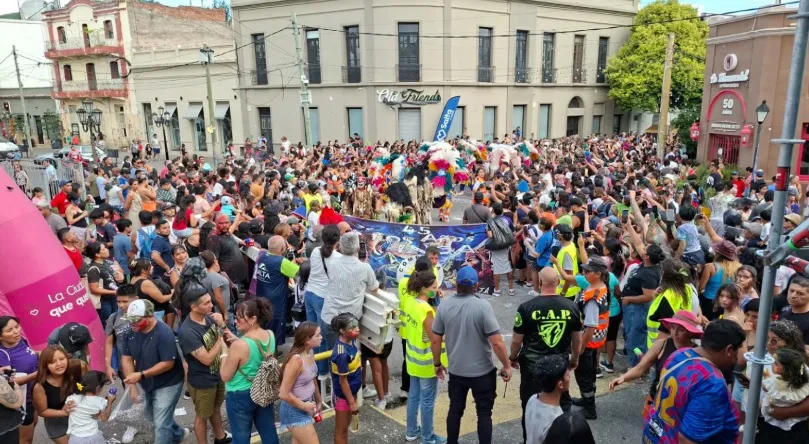 brujospaseoameghino5