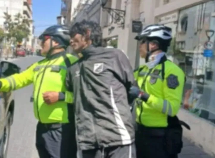 ladrondetenidoporperegrinos