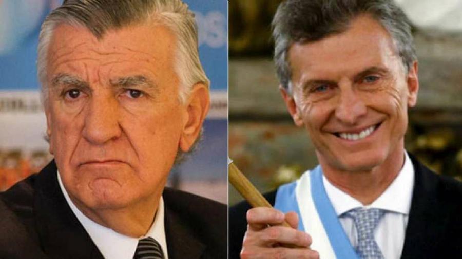 10-JUGANDO EN PLAYA COPACABANA