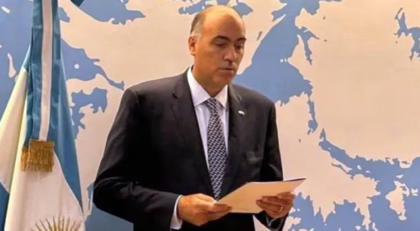 embajador argentino