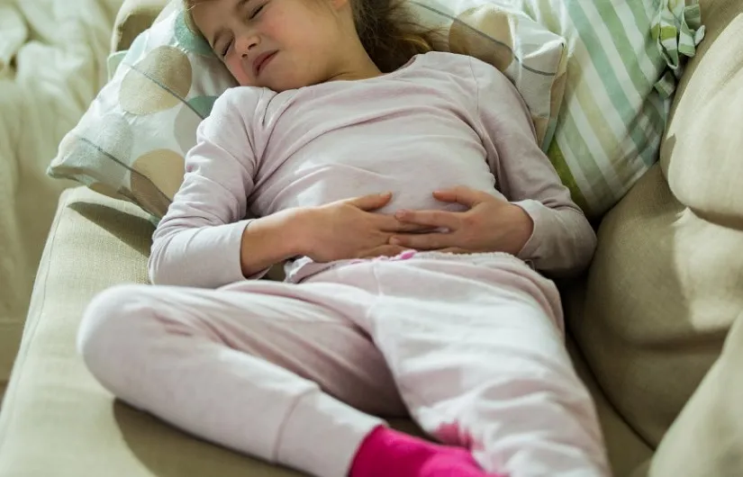 dolor panza niños