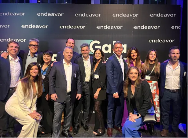 Agustin Otero Monsegur (San Miguel), Pamela Scheurer y Andrés Jara (Nubimetrics), Gastón Beccar Varela (Proyecto Norte), Gastón Jacquet Matillón (Canal 4 Unicable), Franco Mignacco (Exar), Florencia Bulacio (Argenti Lemon, José Zambrano (Troka Comunicadores), Magdalena Day (Grupo MDay), Agustina Soler (Cerámica del Norte), Javier García Hamilton (La Gaceta), Celeste Ballari y Maria Virginia Falcon, (equipo operativo de Endeavor NOA)