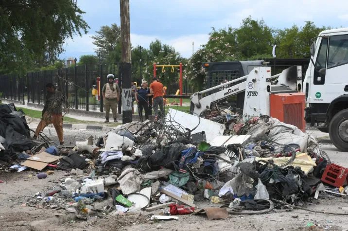 acumuladores fraternidad basura (4)