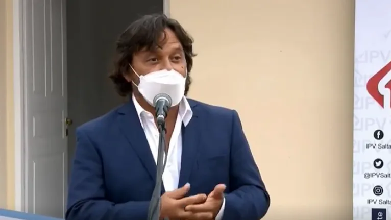 gustavo saenz el jardin