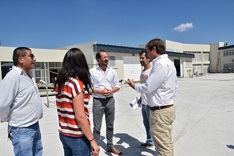 22-02-digitales-saravia-recorre-obra-escuela2