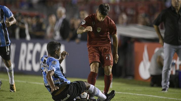 10-FAVELA FRENTE A MARACANA