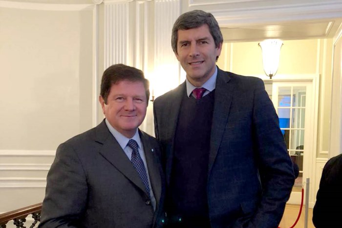 yarade-embajador argentino-usa