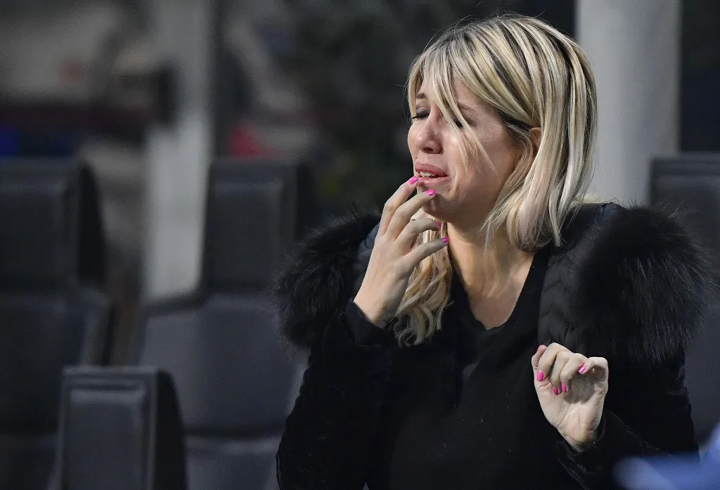 Wanda Nara llorando