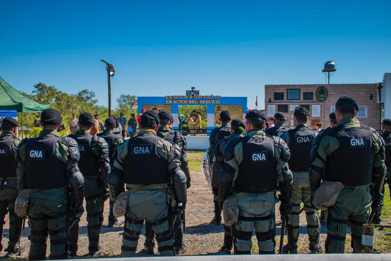 Homenaje a Gendarmes caídos 09