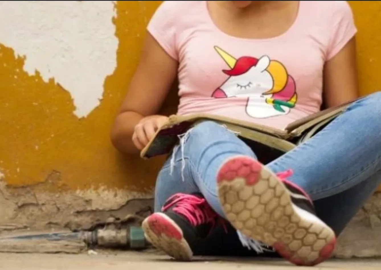 adolescente adopción