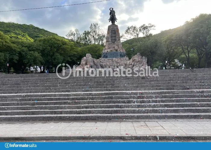 monumento festejos estudiantes