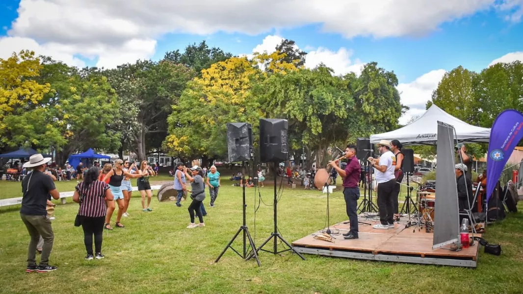 Desentierro del Carnaval 03