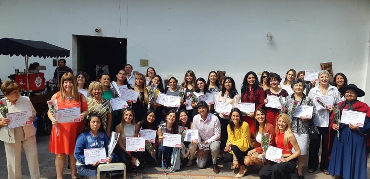 FOTOS MUJERES DESTACADAS