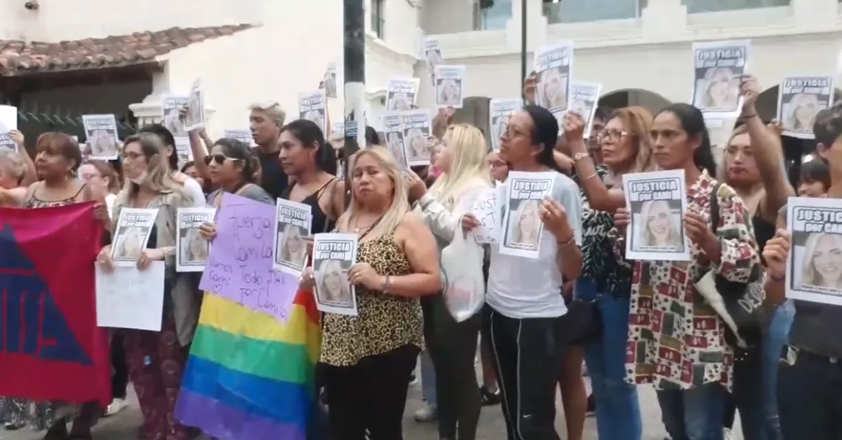 Marcha por Camila Spears