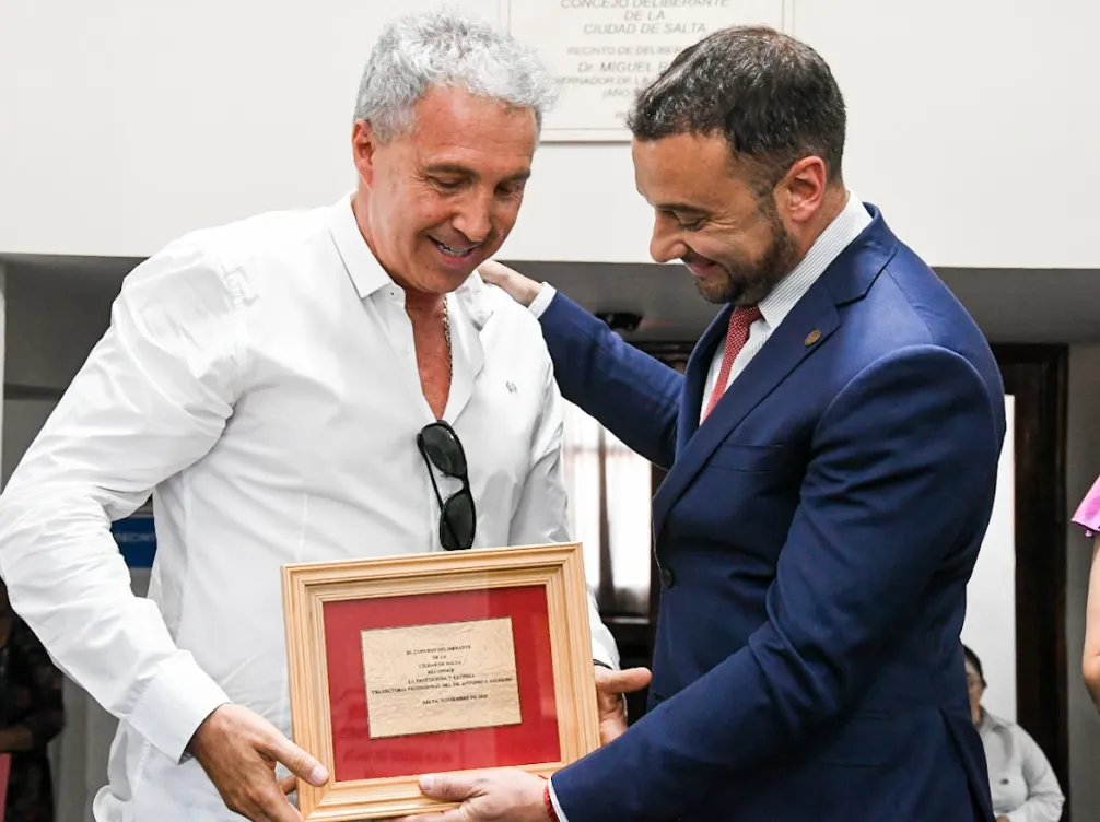 Dr. Salgado - Reconocimiento2