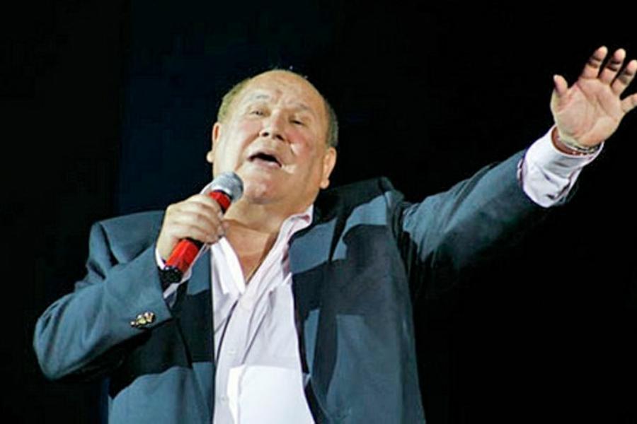 10-FAVELA FRENTE A MARACANA