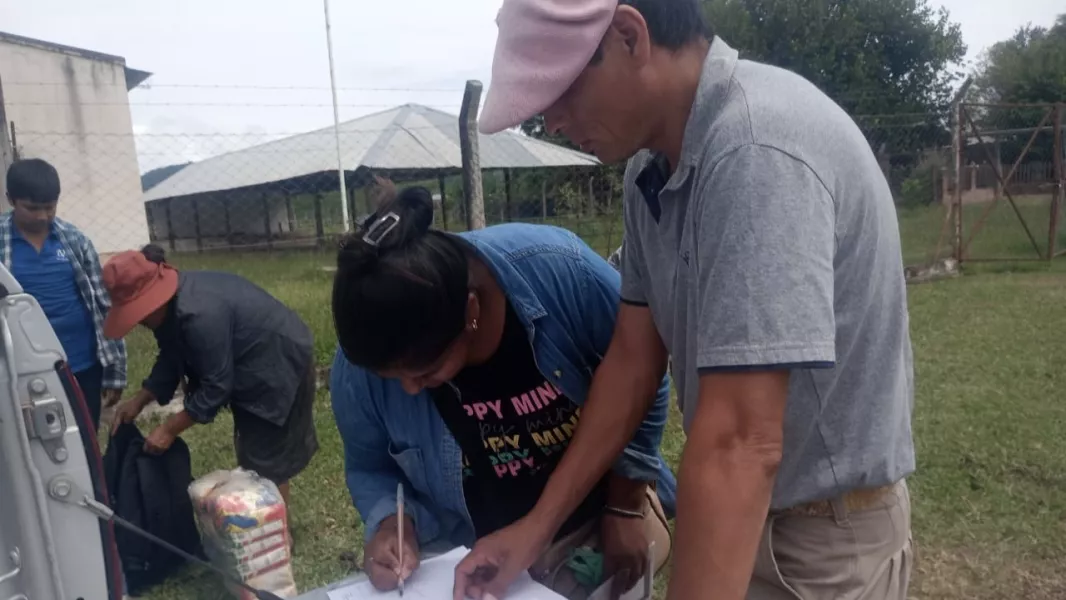 Contención alimentaria familias originarias 03