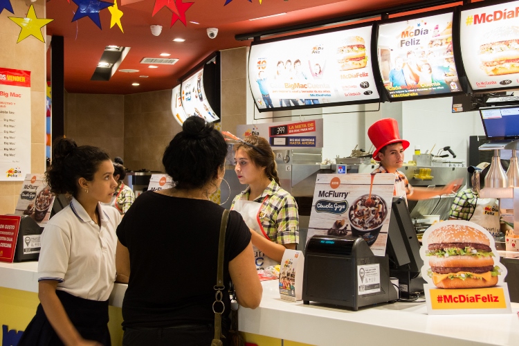 McDíaFelizsin título-66